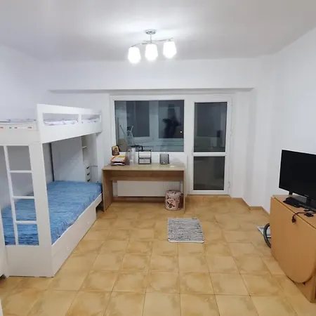 Tia Studio Apartment *